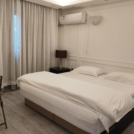 Lata Hotel 努库阿洛法 外观 照片